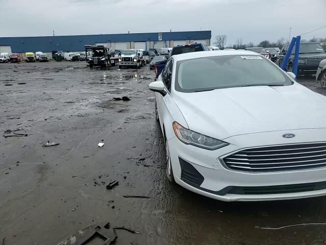 2020 Ford Fusion - Image 11