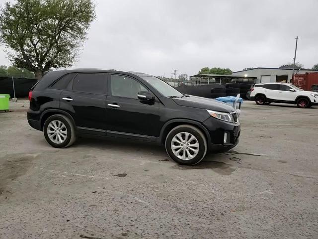 2014 Kia Sorento - Image 11
