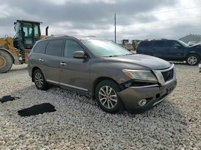 2015 Nissan Pathfinder - Image 12