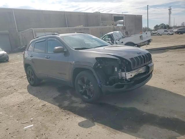 2018 Jeep Grand Cherokee - Image 11