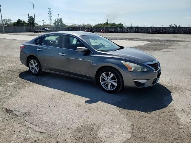 2014 Nissan Altima - Image 11