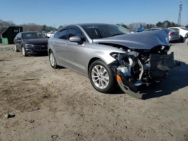 2020 Ford Fusion - Image 10