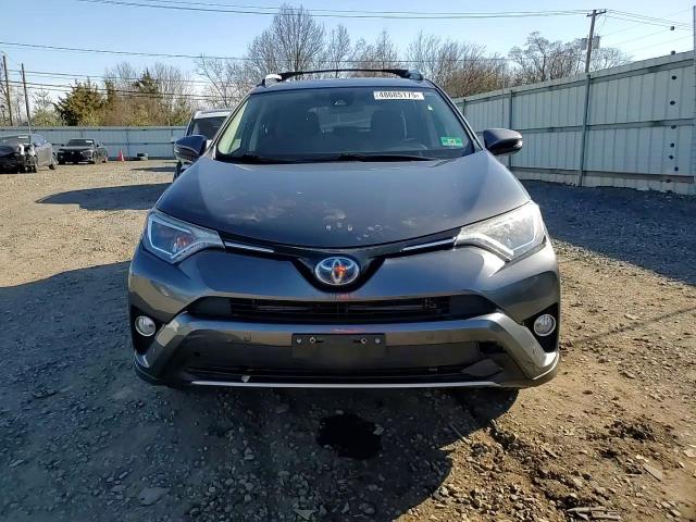 2017 Toyota RAV 4 - Image 11