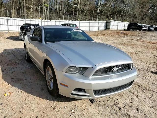 2013 Ford Mustang - Image 11