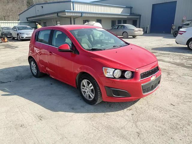 2015 Chevrolet Sonic - Image 13