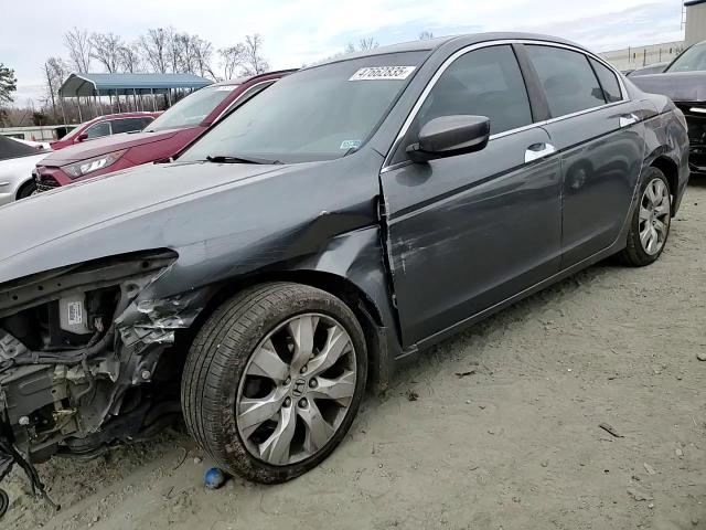 2009 Honda Accord - Image 11