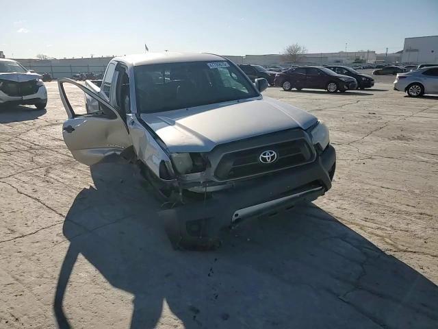 2015 Toyota Tacoma - Image 11