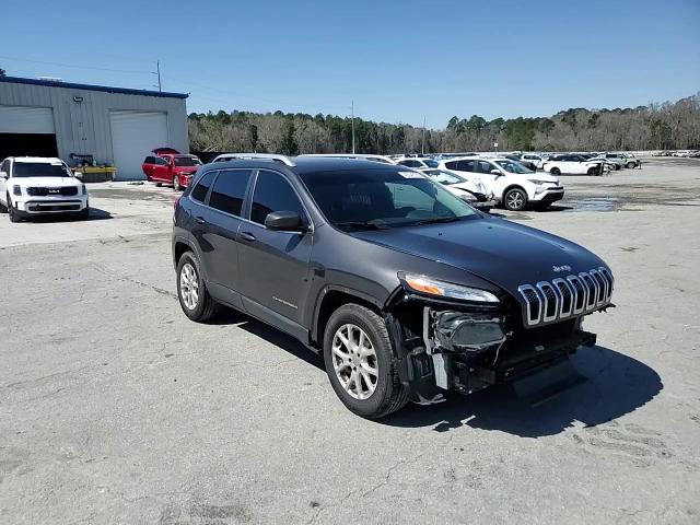 2014 Jeep Grand Cherokee - Image 15