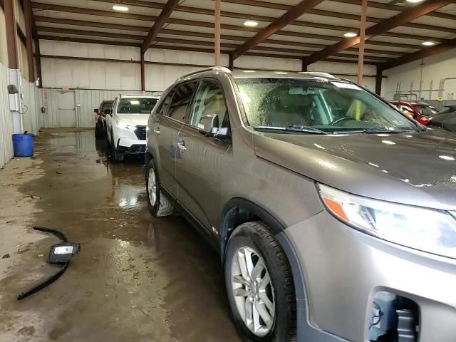 2015 Kia Sorento - Image 15