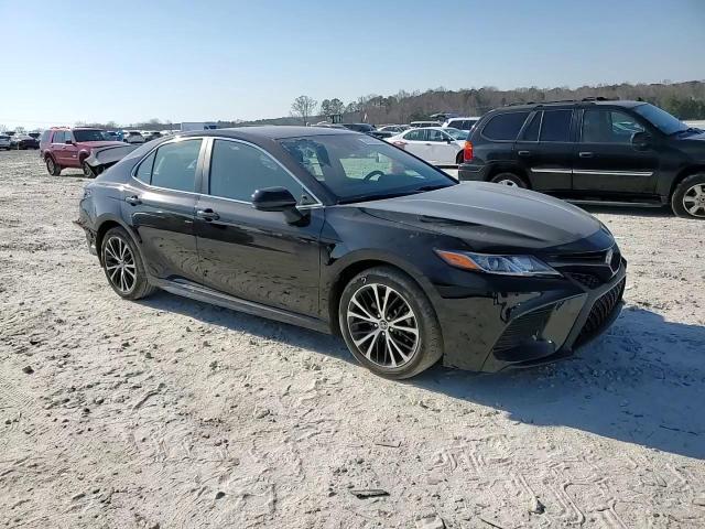 2020 Toyota Camry - Image 11