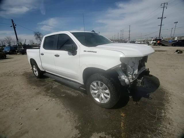 2020 Chevrolet Silverado - Image 11