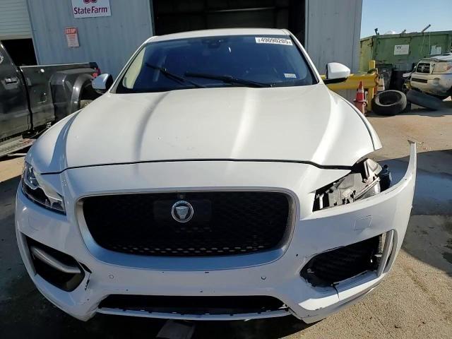 2017 Jaguar F-Pace - Image 14