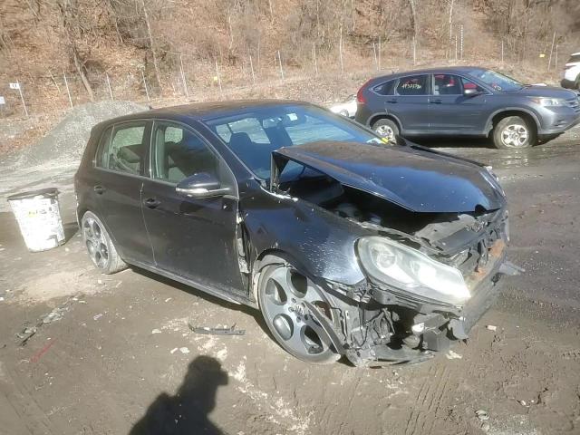 2010 Volkswagen GTI - Image 12