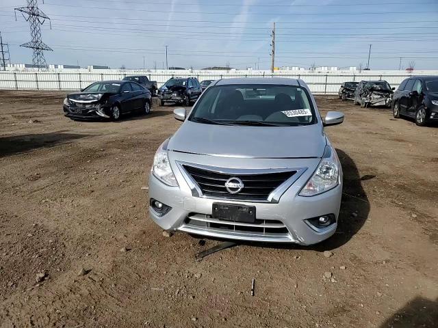 2015 Nissan Versa - Image 11