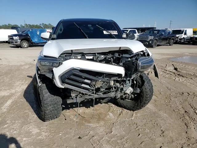 2020 Toyota Tacoma - Image 11