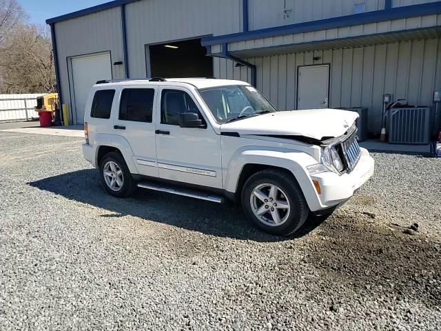 2008 Jeep Liberty (North America) - Image 11