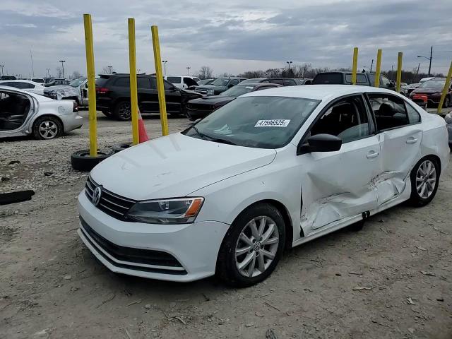 2015 Volkswagen Jetta - Image 11