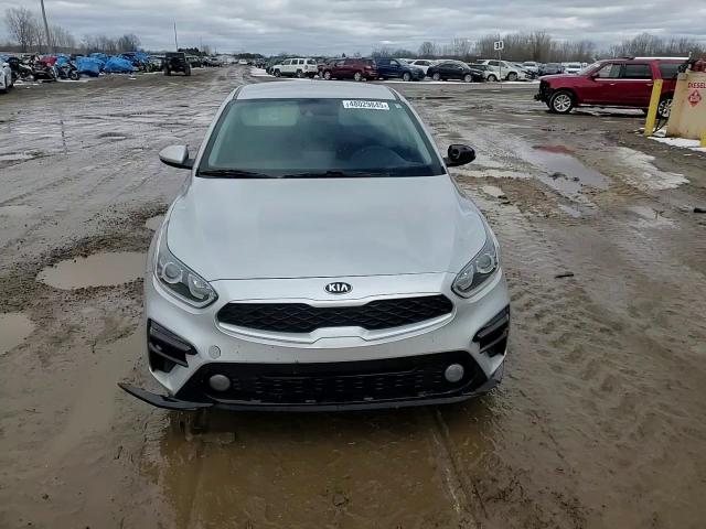 2020 Kia Forte - Image 13