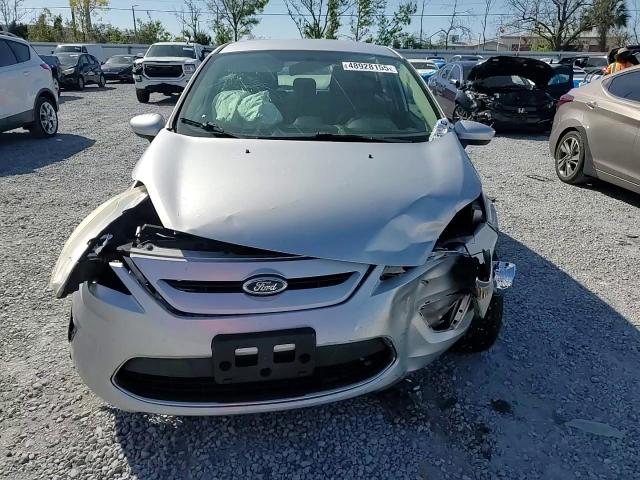 2011 Ford Fiesta - Image 11