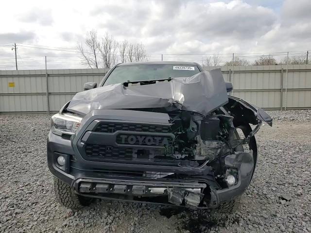 2017 Toyota Tacoma - Image 11