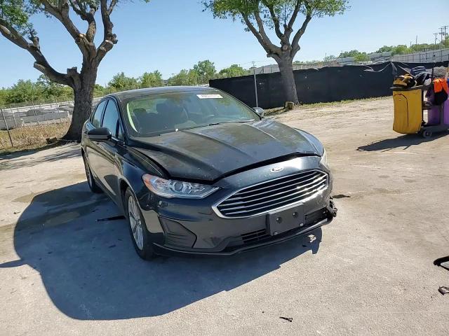 2020 Ford Fusion - Image 11