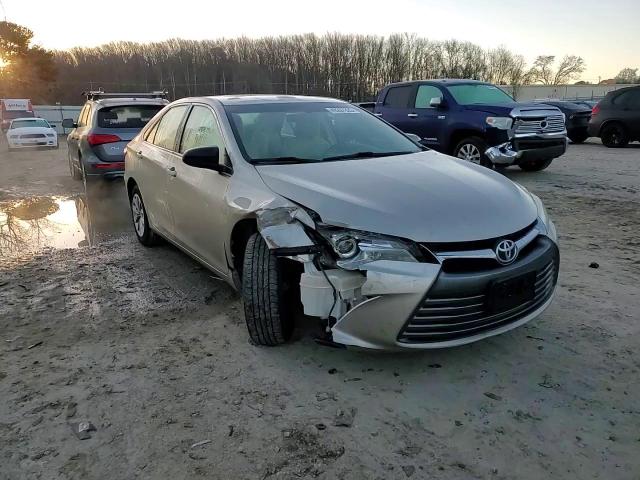 2016 Toyota Camry - Image 11