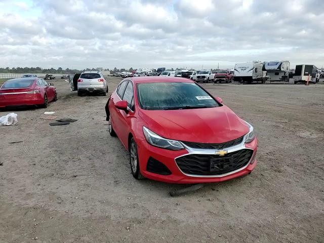 2019 Chevrolet Cruze - Image 11