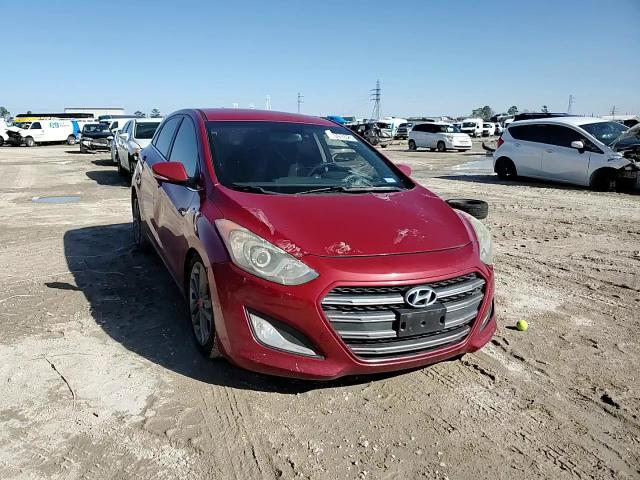 2016 Hyundai Elantra - Image 11
