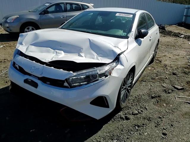 2023 Kia Forte - Image 11