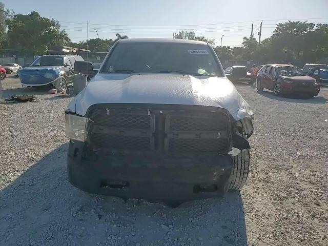 2014 RAM 1500 - Image 14