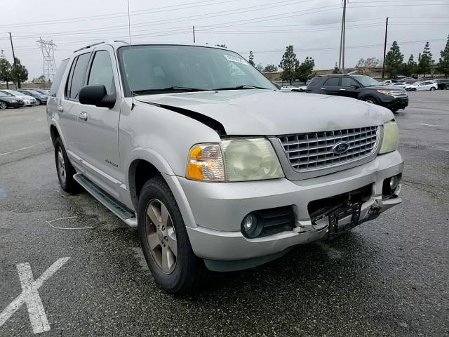 2004 Ford Explorer - Image 11