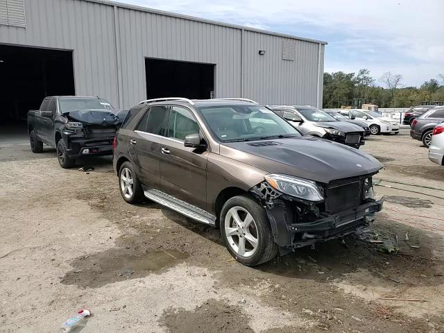 2016 Mercedes-Benz GLE - Image 14