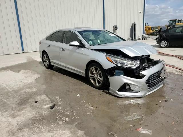 2018 Hyundai Sonata - Image 13