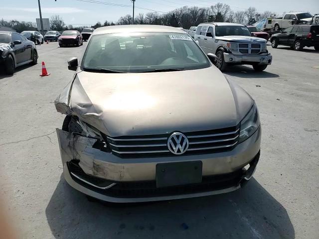 2015 Volkswagen Passat - Image 10