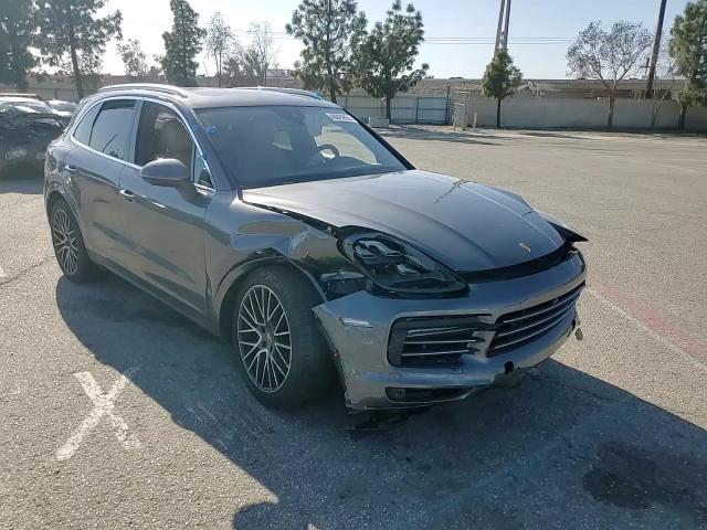 2019 Porsche Cayenne - Image 10