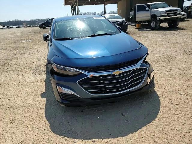 2019 Chevrolet Malibu - Image 14