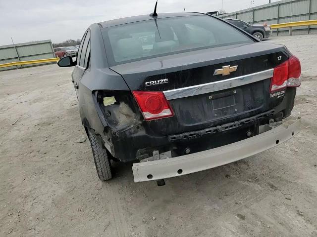 2011 Chevrolet Cruze - Image 10