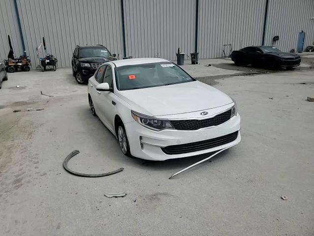 2016 Kia Optima - Image 10