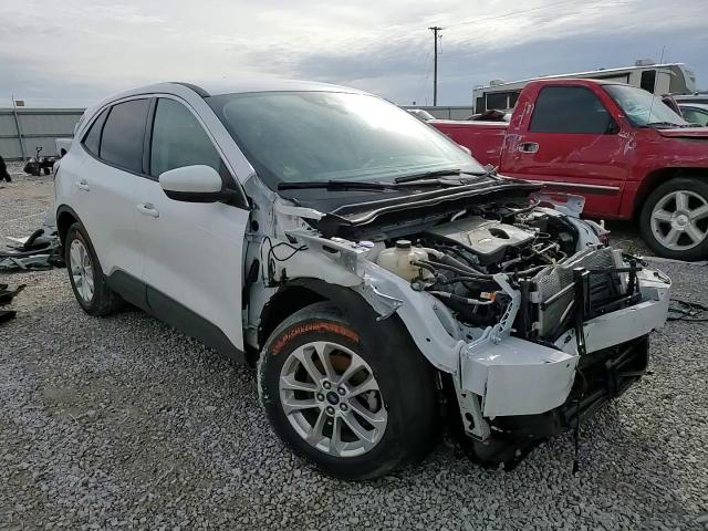 2020 Ford Escape - Image 11