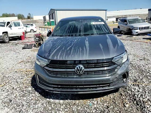 2023 Volkswagen Jetta - Image 13