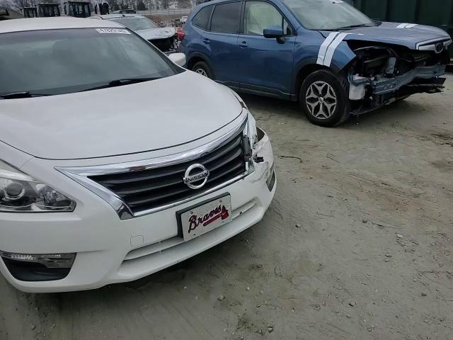2015 Nissan Altima - Image 11