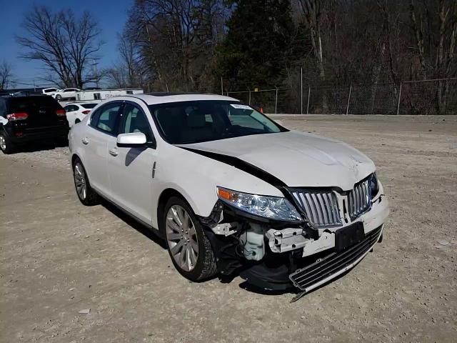 2012 Lincoln MKS - Image 11