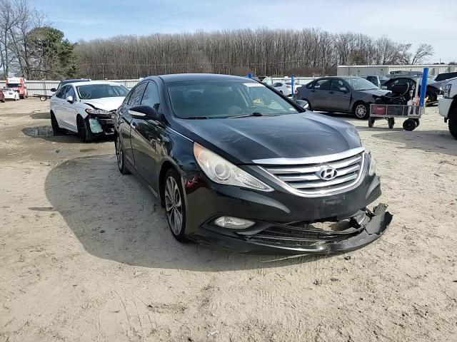2014 Hyundai Sonata - Image 10