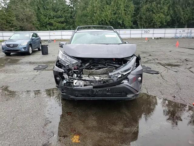 2019 Toyota RAV 4 - Image 12