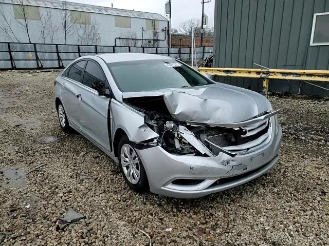 2012 Hyundai Sonata - Image 10
