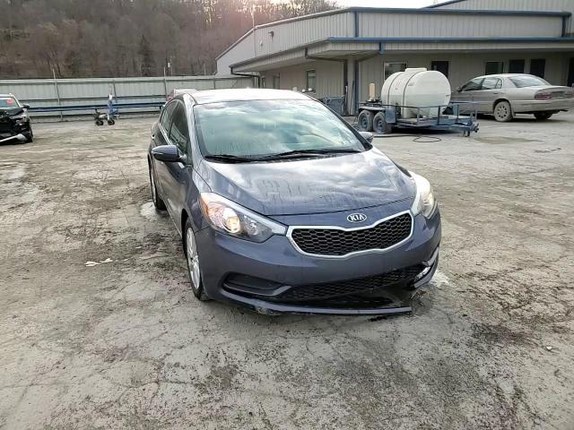 2014 Kia Forte - Image 13