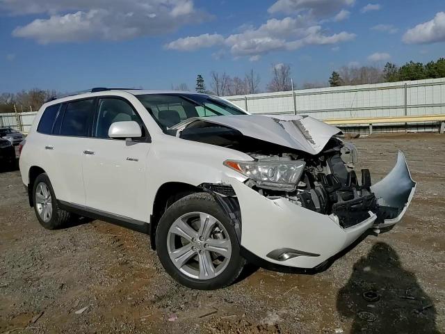 2013 Toyota Highlander - Image 11