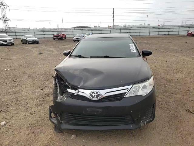2014 Toyota Camry - Image 11