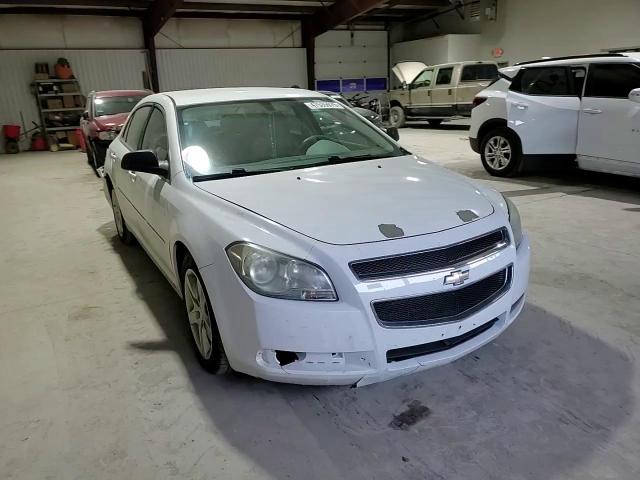 2009 Chevrolet Malibu - Image 11