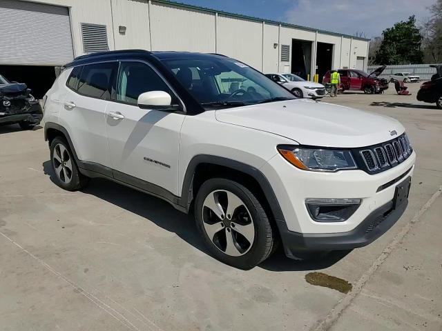 2018 Jeep Compass - Image 10